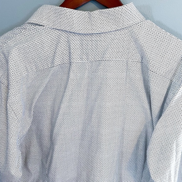 Express polka dot fitted button up shirt - Picture 5 of 7